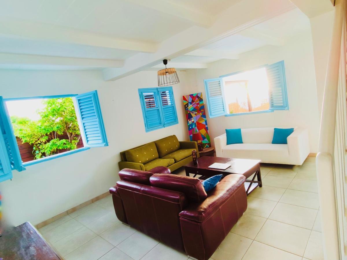 Location Maison Bleue Avec Piscine Privative Au Carbet Martinique Ле-Карбе Экстерьер фото
